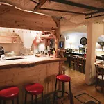 L'aurienchon B&B 오리스